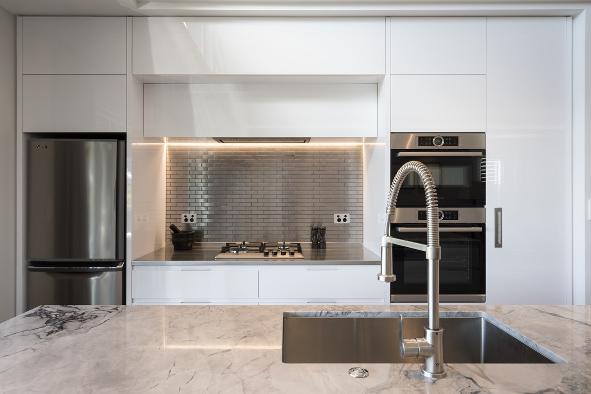 Prime Acrylic Arctic White Gloss BONHAM (11).jpg