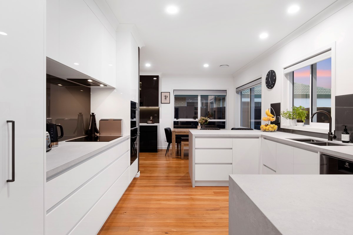 Ultraglaze Arctic Ice. Hannah Duggan, Above Board Design & Cabinetry. Photographer, Eve Razey (11)